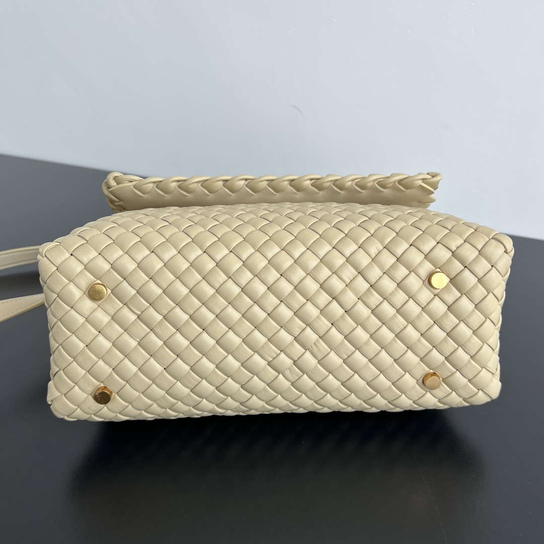 Bottega Veneta BV 776783V3RG11019 Patti Shoulder Bag BV92055
