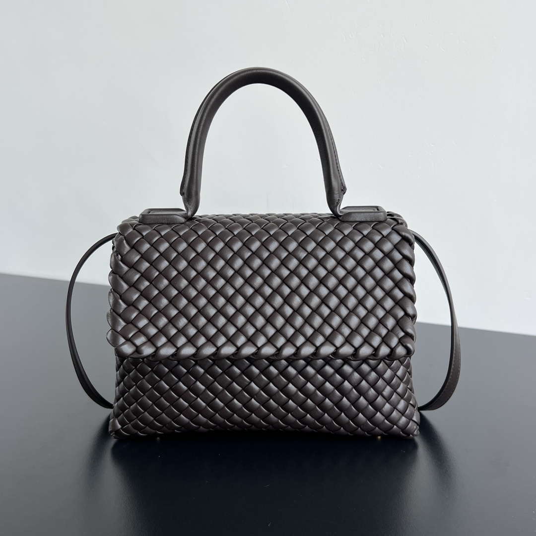 Bottega Veneta BV 776783V3RG11019 Patti Shoulder Bag BV92056