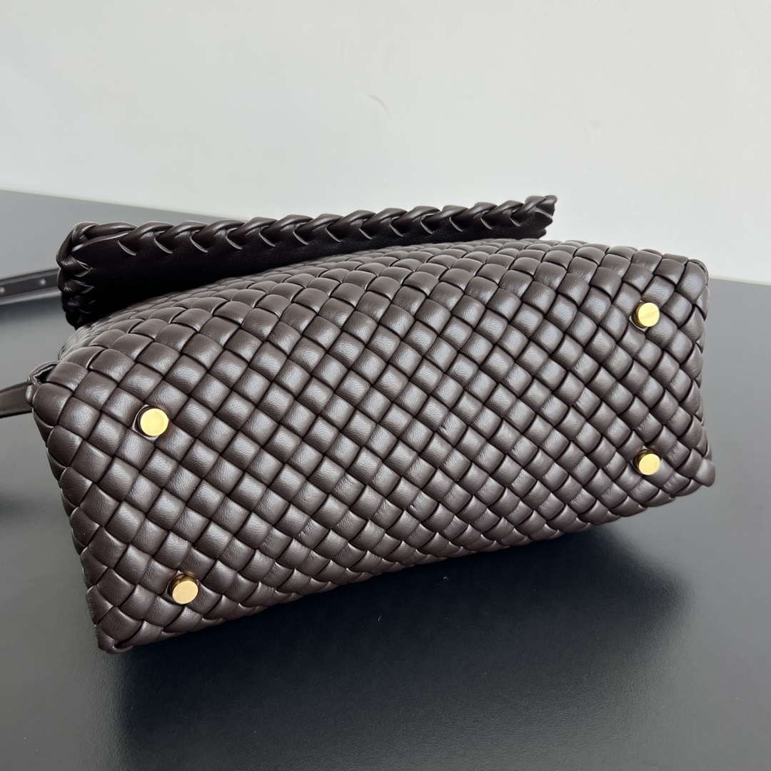 Bottega Veneta BV 776783V3RG11019 Patti Shoulder Bag BV92056