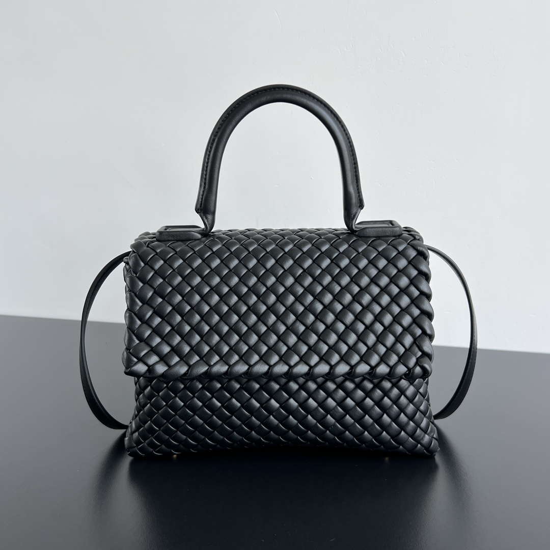 Bottega Veneta BV 776783V3RG11019 Patti Shoulder Bag BV92057
