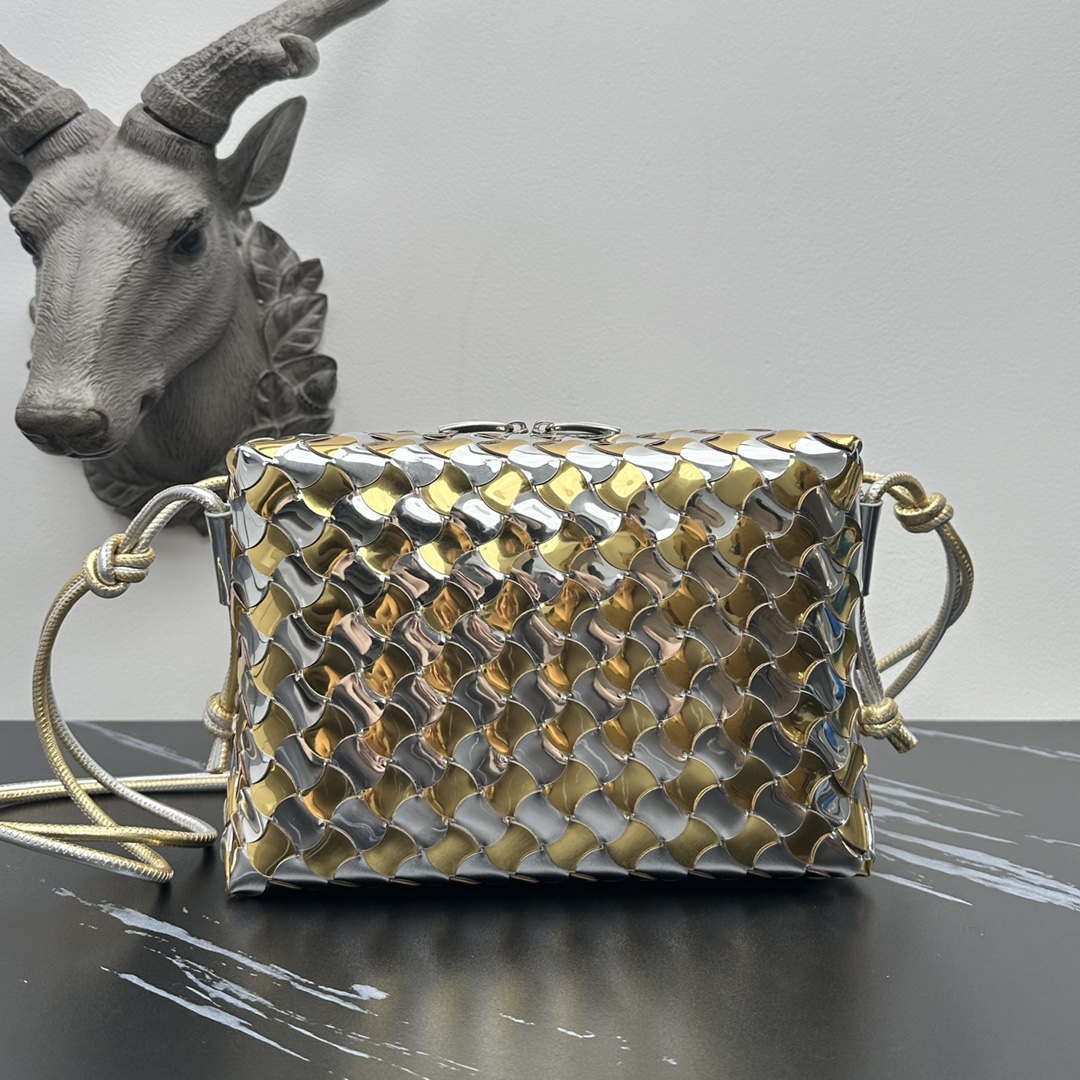 Bottega Veneta BV 777571 Small Loop Camera Bag Silver gold - Default Title - View 1