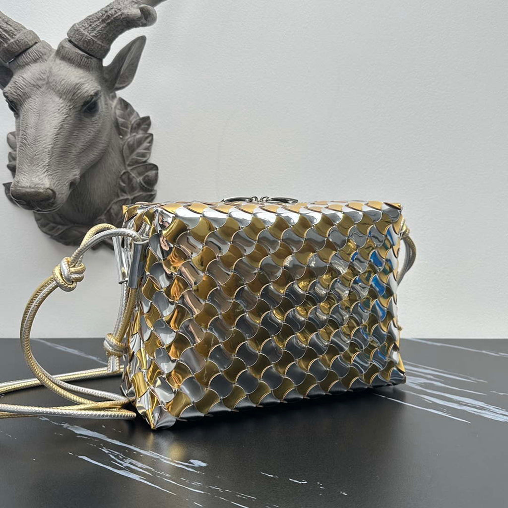 Bottega Veneta BV 777571 Small Loop Camera Bag Silver gold