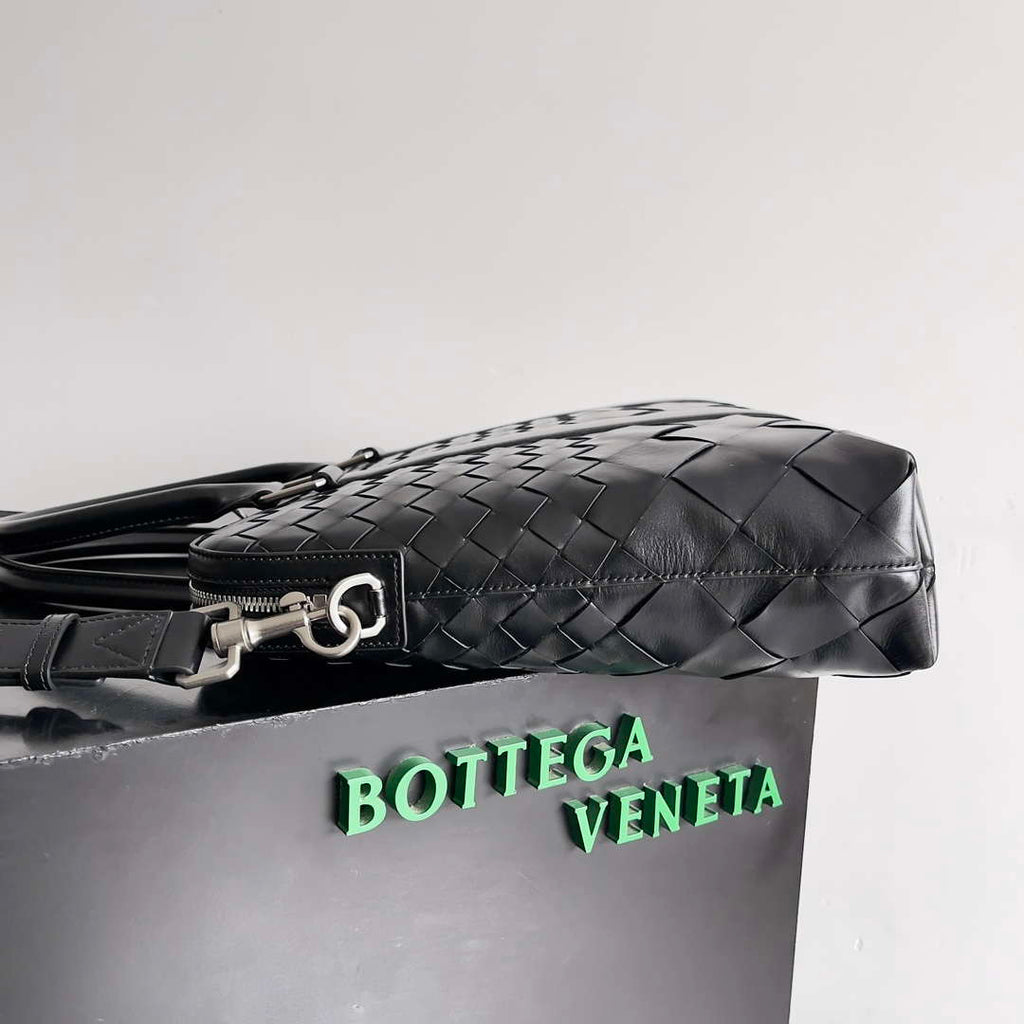 Bottega Veneta BV 778081 Slim Intrecciato Briefcase Men Message Bag BV9098
