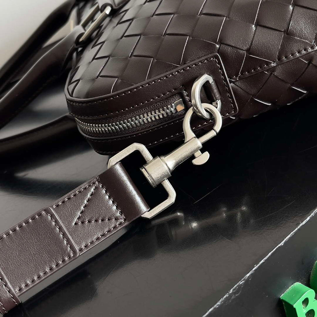 Bottega Veneta BV 778081 Slim Intrecciato Briefcase Men Message Bag BV9099