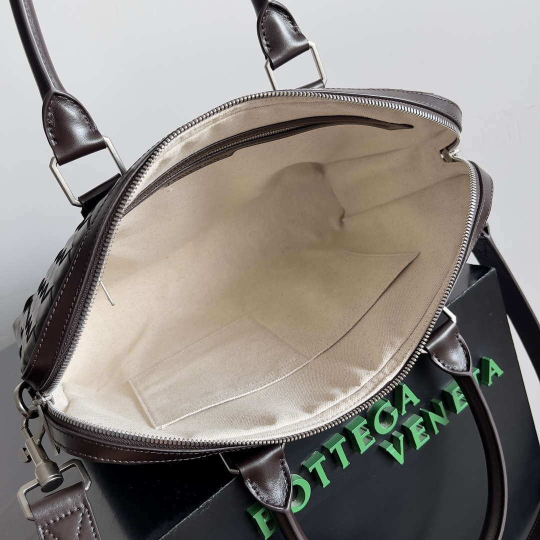 Bottega Veneta BV 778081 Slim Intrecciato Briefcase Men Message Bag BV9099