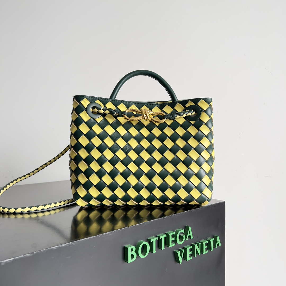 Bottega Veneta BV 779152 Small Andiamo Emerald green Sherbert - Default Title - View 1