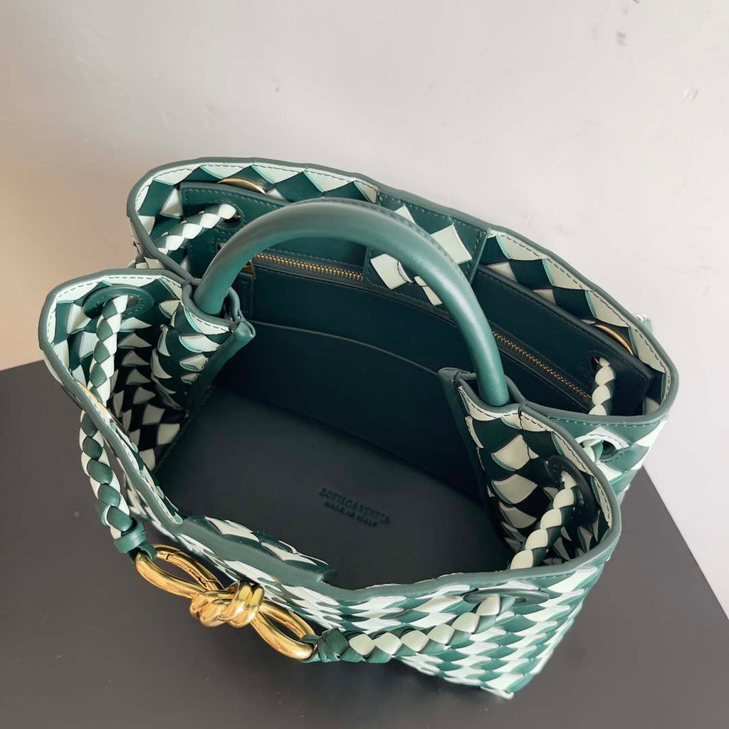 Bottega Veneta BV 779152 Small Andiamo green & White
