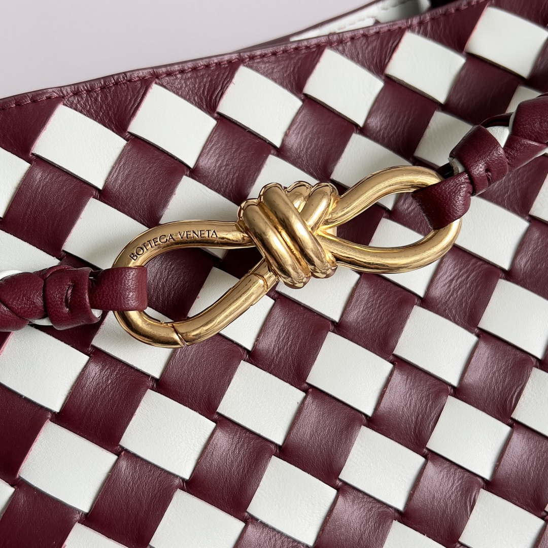 Bottega Veneta BV 777527 Medium Andiamo Wine Red & White