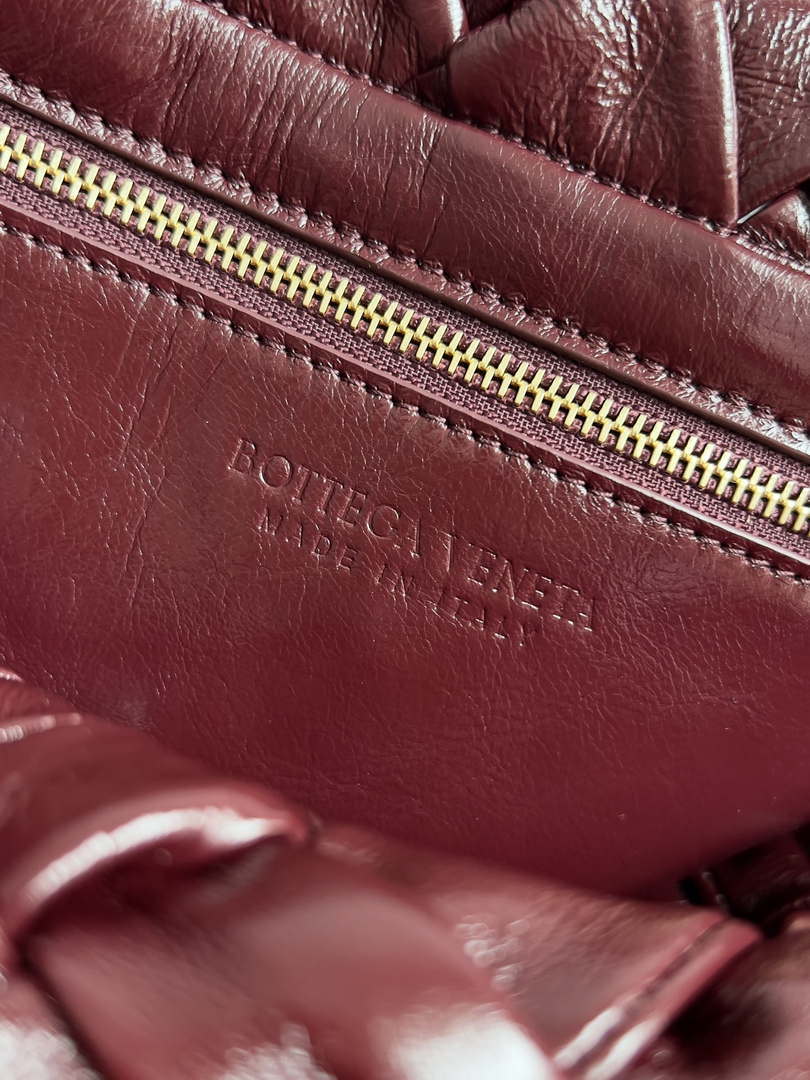 Bottega Veneta BV 785797V40T02250 Kalimero Citta barolo