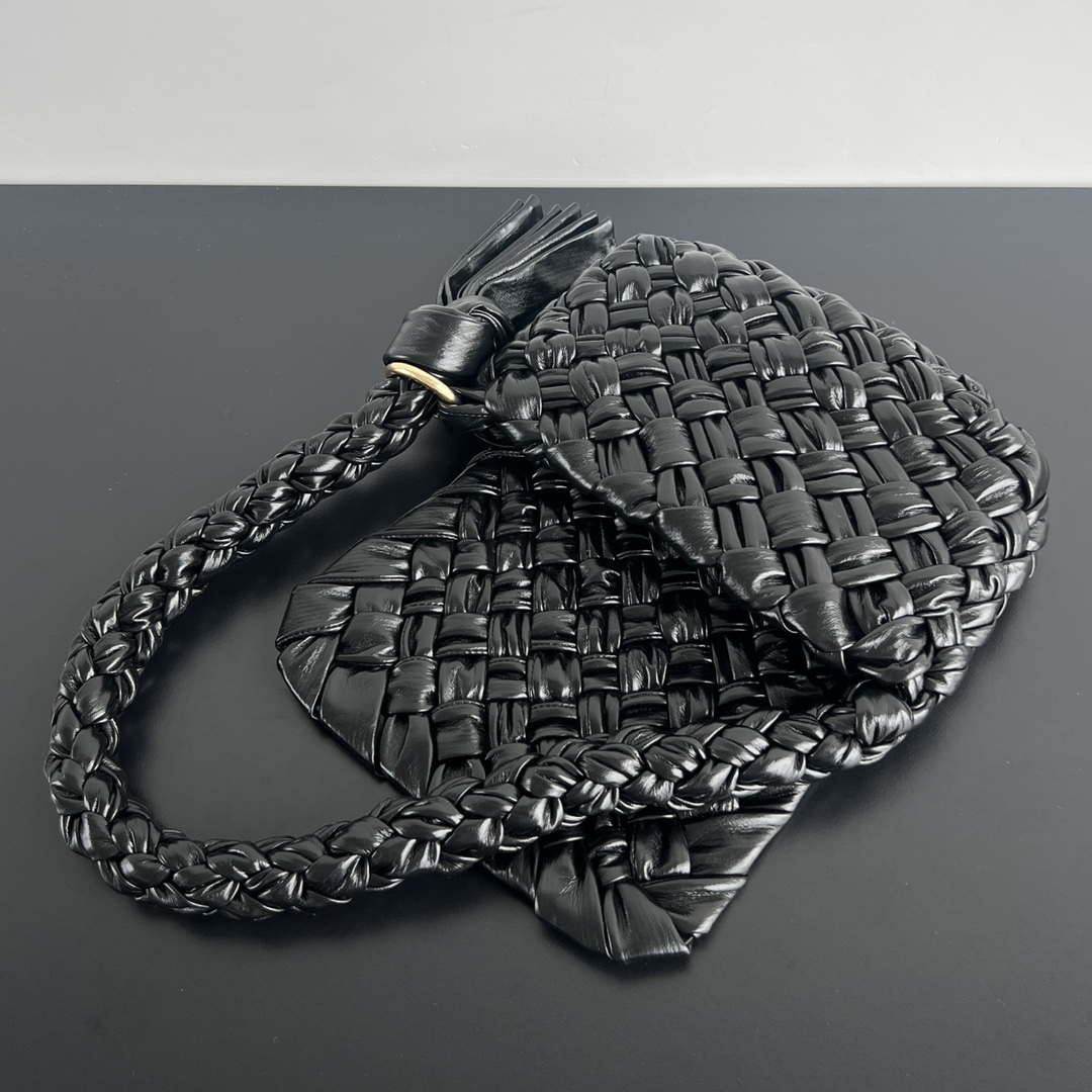 Bottega Veneta BV 785797V40T02250 Kalimero Citta Black
