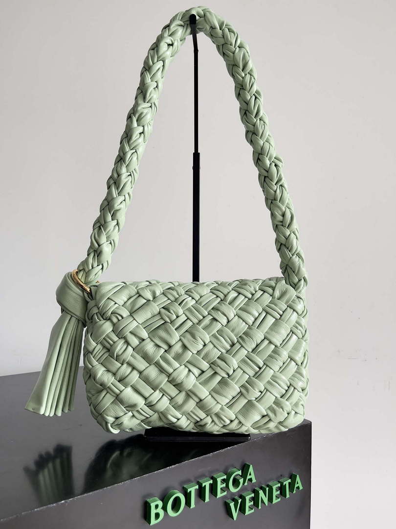 Bottega Veneta BV 785797V40T02250 Kalimero Citta Green