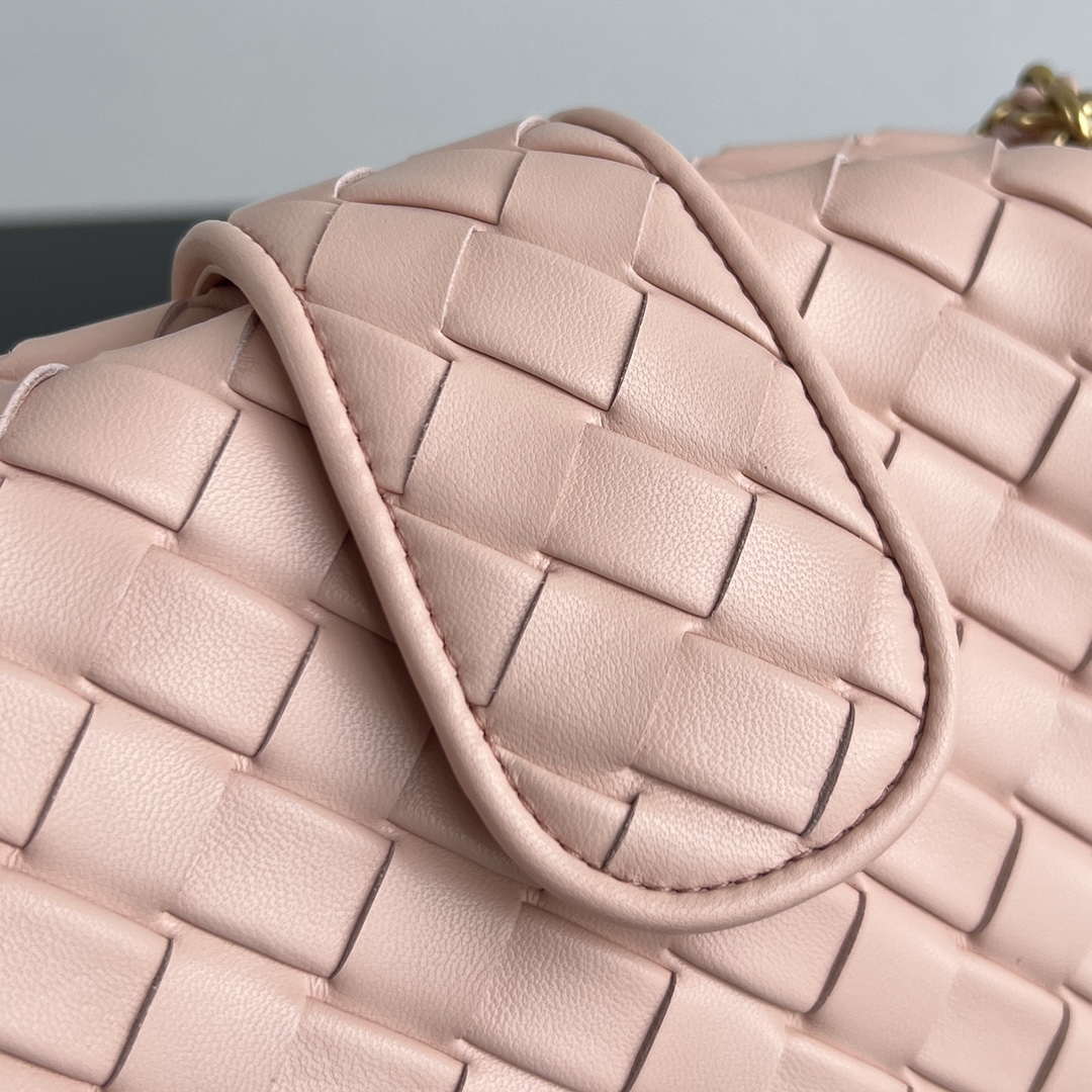 Bottega Veneta BV 785807 Lauren 1980 clutch Bag BV92002