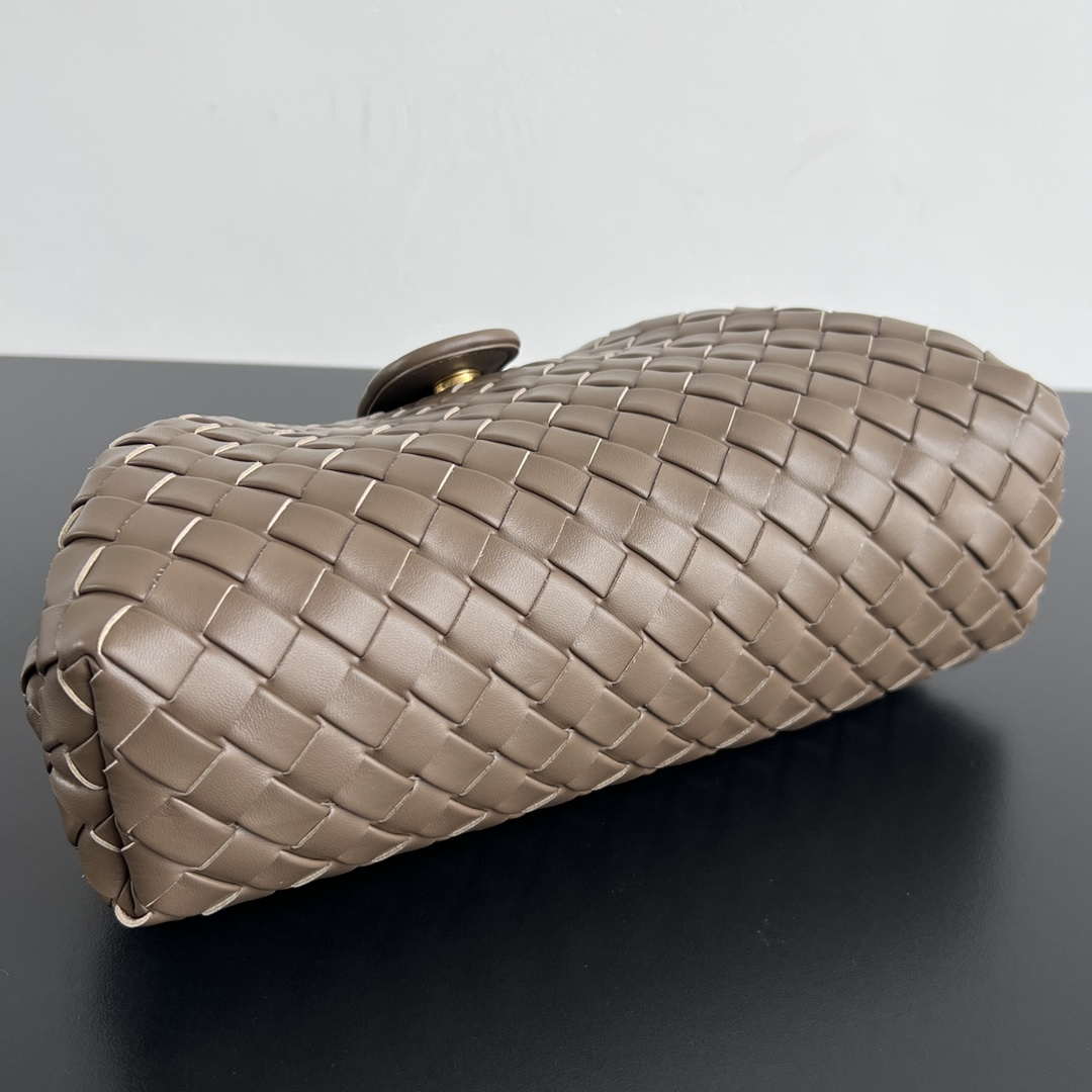 Bottega Veneta BV 785807 Lauren 1980 clutch Bag BV92003