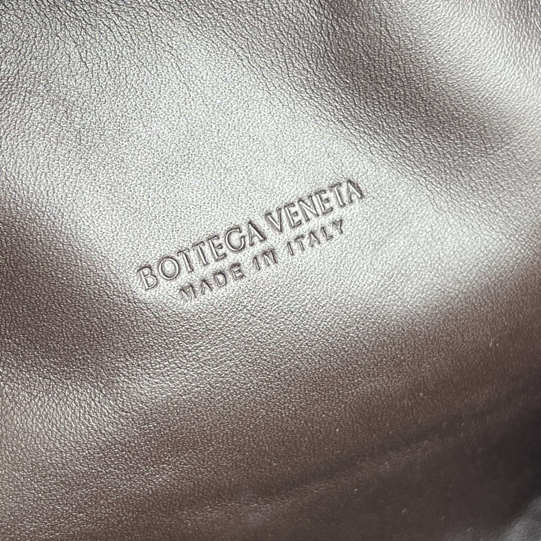 Bottega Veneta BV 785807 Lauren 1980 clutch Bag BV92006
