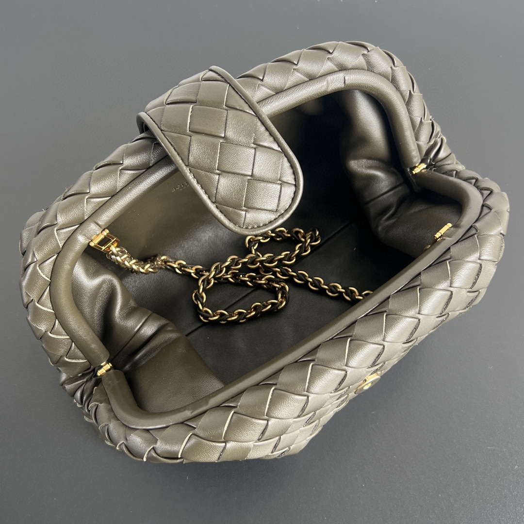 Bottega Veneta BV 785807 Lauren 1980 Kaki clutch Bag