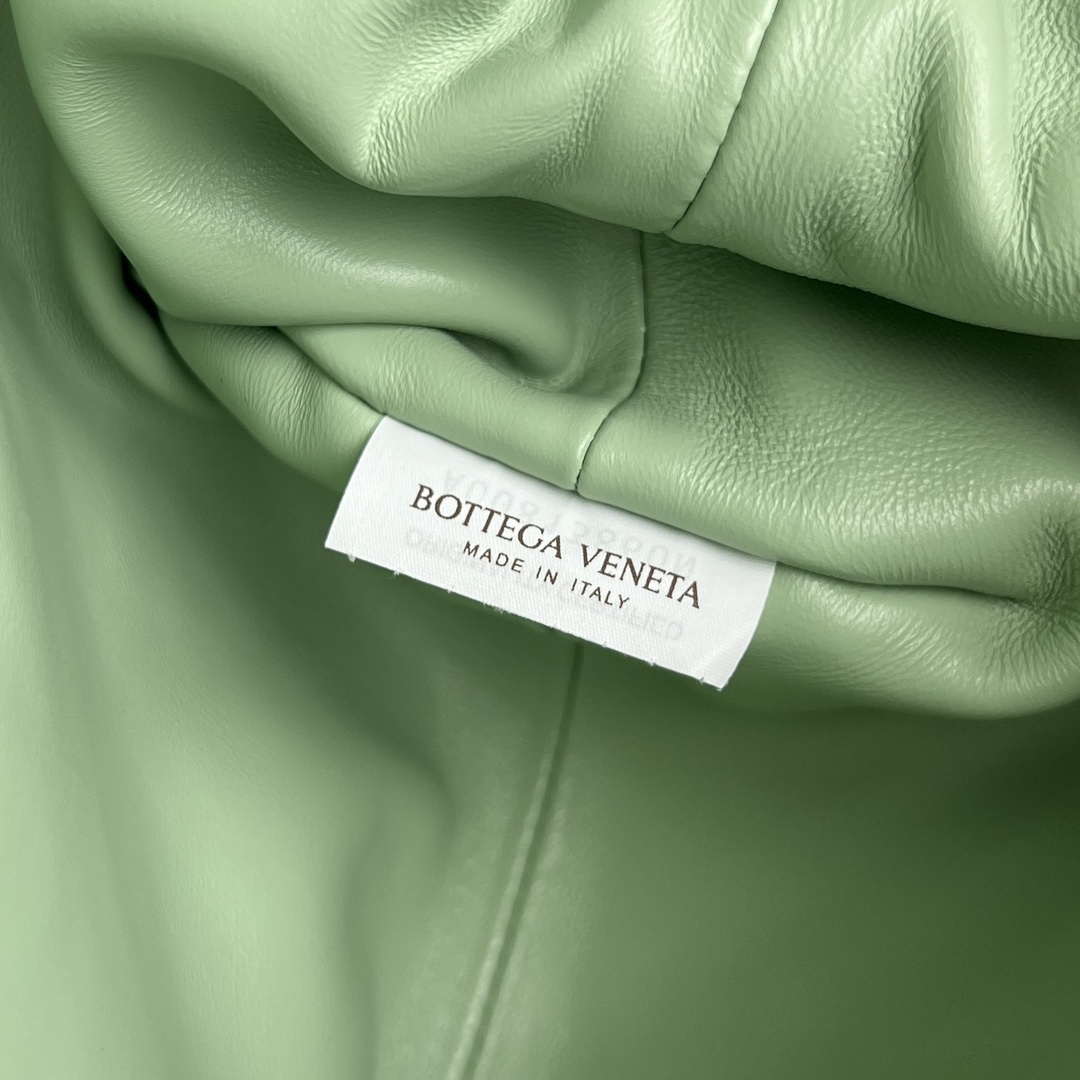 Bottega Veneta BV 785807 Lauren 1980 clutch Bag BV92009