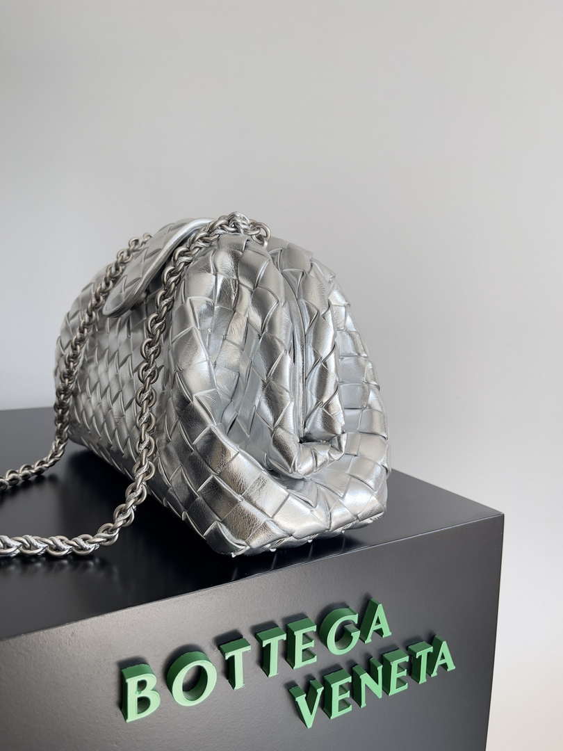 Bottega Veneta BV 785807 Lauren 1980 clutch Bag BV92022