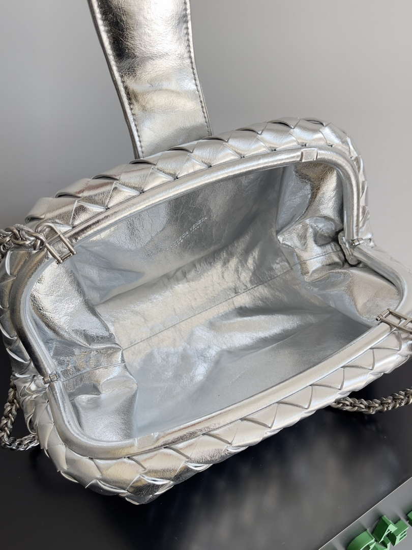 Bottega Veneta BV 785807 Lauren 1980 clutch Bag BV92022