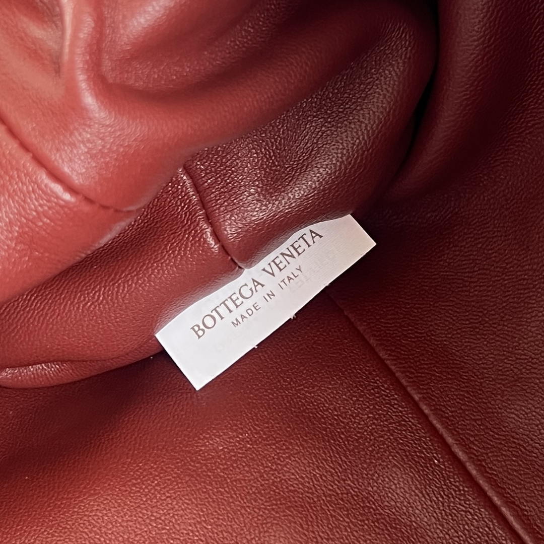 Bottega Veneta BV 785807 Lauren 1980 clutch Bag BV92028