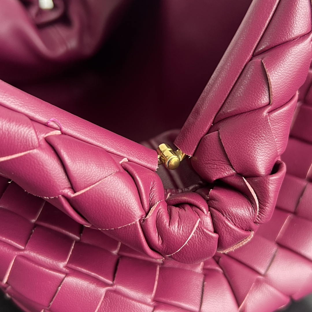 Bottega Veneta BV 785807 Lauren 1980 clutch Bag BV92030