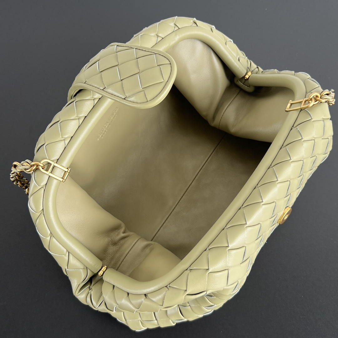 Bottega Veneta BV 785807 Lauren 1980 clutch Bag BV92029