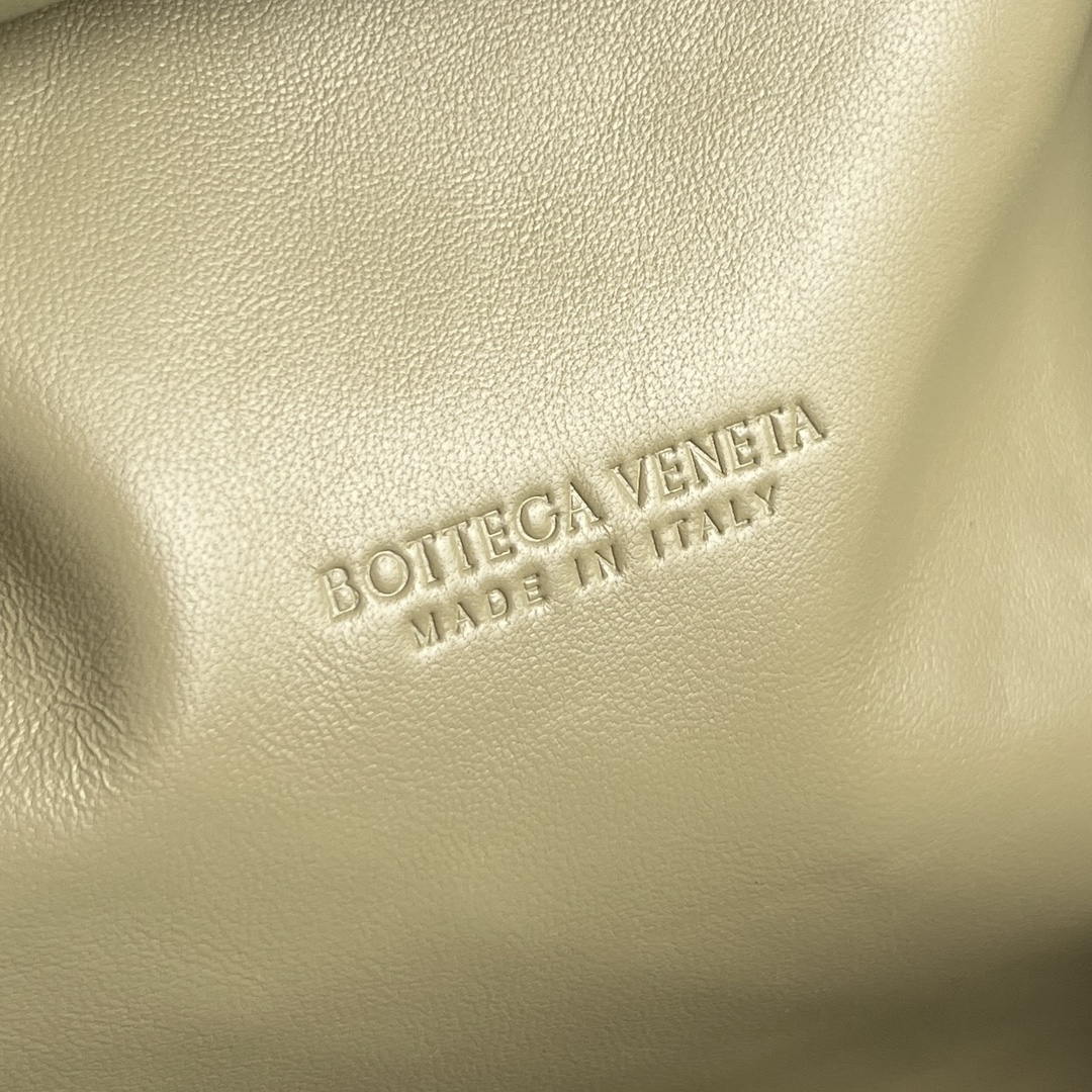 Bottega Veneta BV 785807 Lauren 1980 clutch Bag BV92029