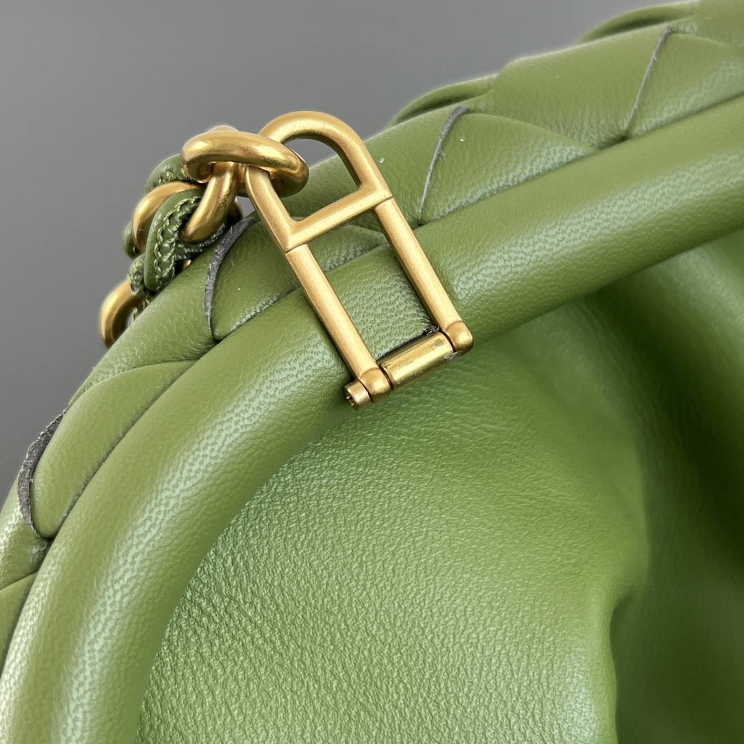 Bottega Veneta BV 785807 Lauren 1980 clutch Bag BV92031