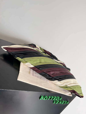 Bottega Veneta BV 786193 Large Hop bag BV9028 - Default Title - View 3