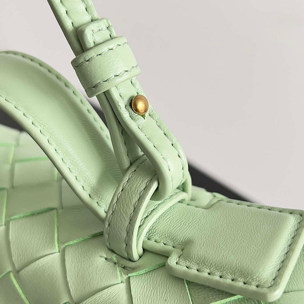 Bottega Veneta BV 789109V3IV16414 Bang Bang Vanity Case Light Green
