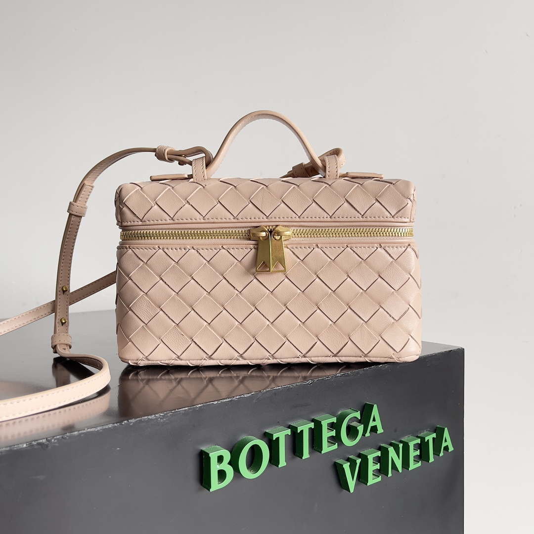 Bottega Veneta BV 789109V3IV16414 Bang Bang Vanity Case Light Pink - Default Title - View 1