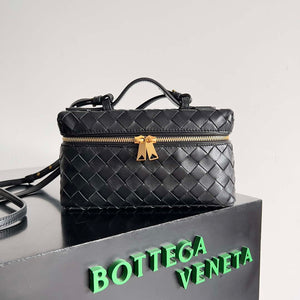 Bottega Veneta BV 789109V3IV16414 Bang Bang Vanity Case Black - Silver - View 10