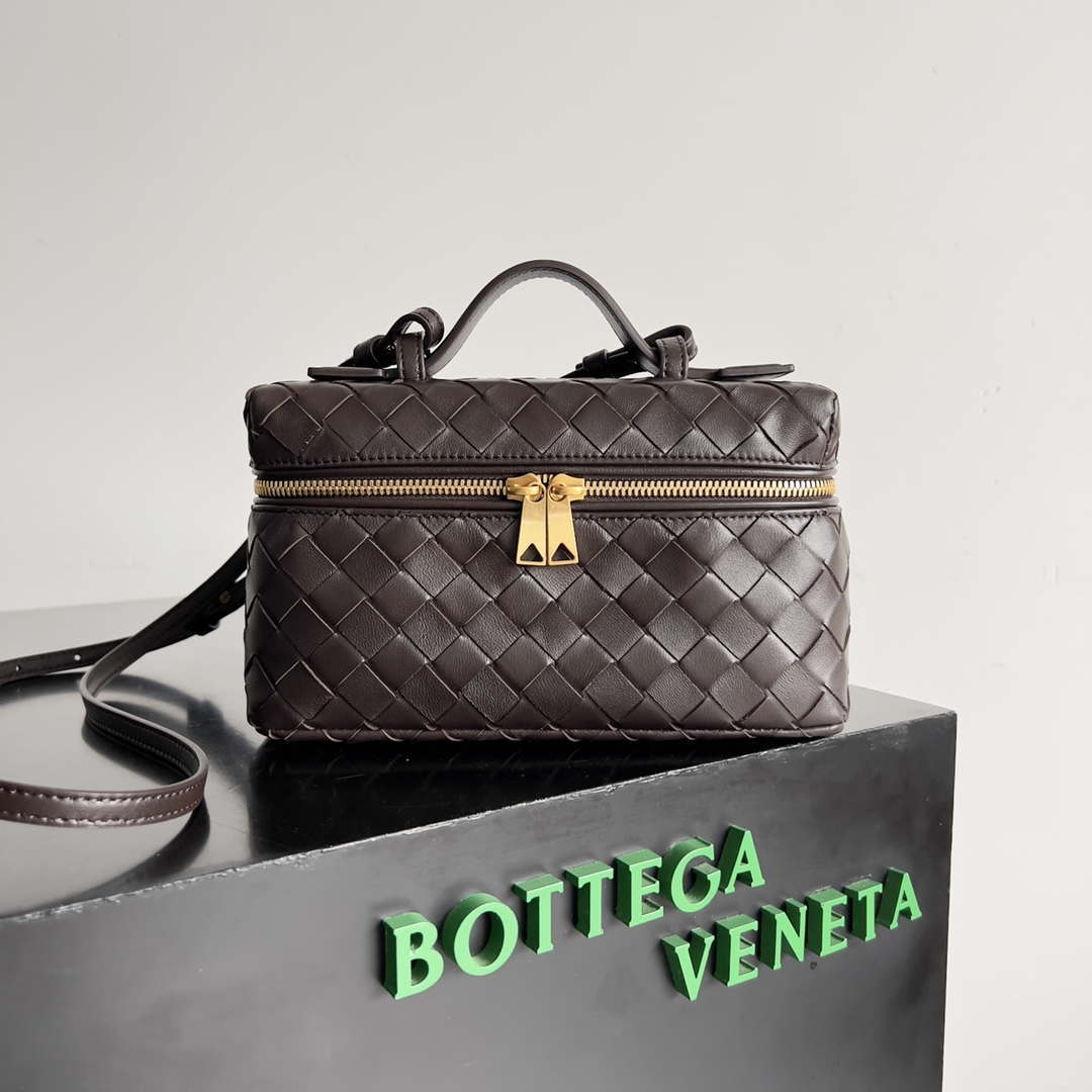 Bottega Veneta BV 789109V3IV16414 Bang Bang Vanity Case Dark Brown - Default Title - View 1