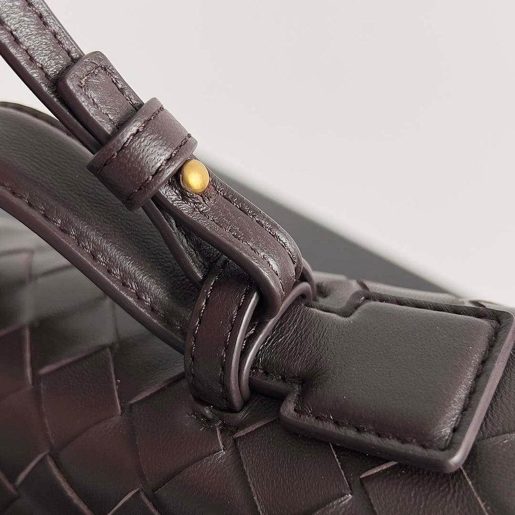 Bottega Veneta BV 789109V3IV16414 Bang Bang Vanity Case Dark Brown