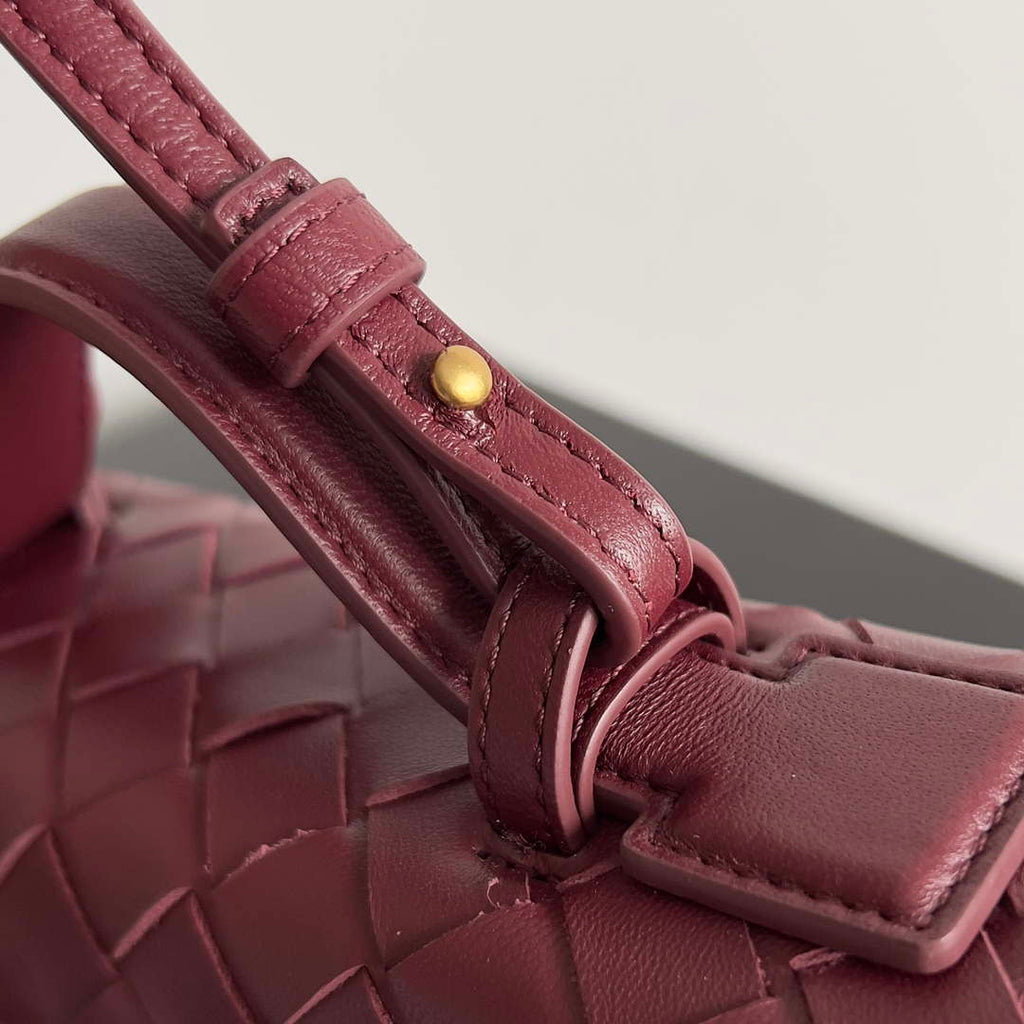 Bottega Veneta BV 789109V3IV16414 Bang Bang Vanity Case Wine Red