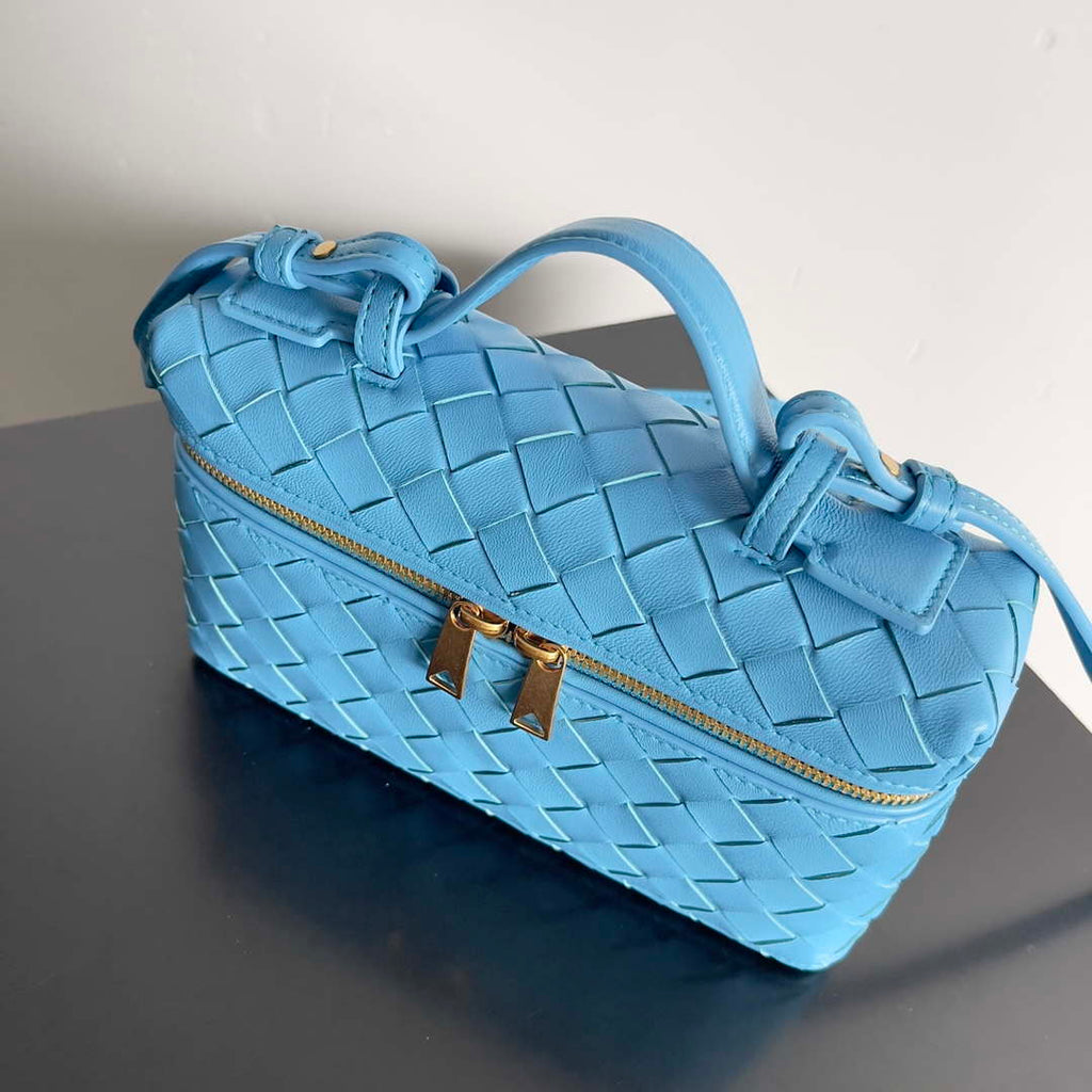 Bottega Veneta BV 789109V3IV16414 Bang Bang Vanity Case Blue