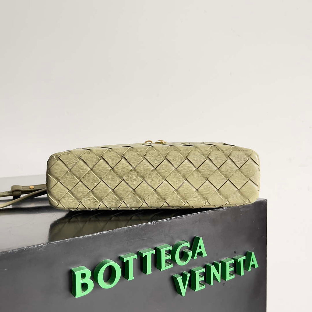 Bottega Veneta BV 789109V3IV16414 Bang Bang Vanity Case Lemon Yellow