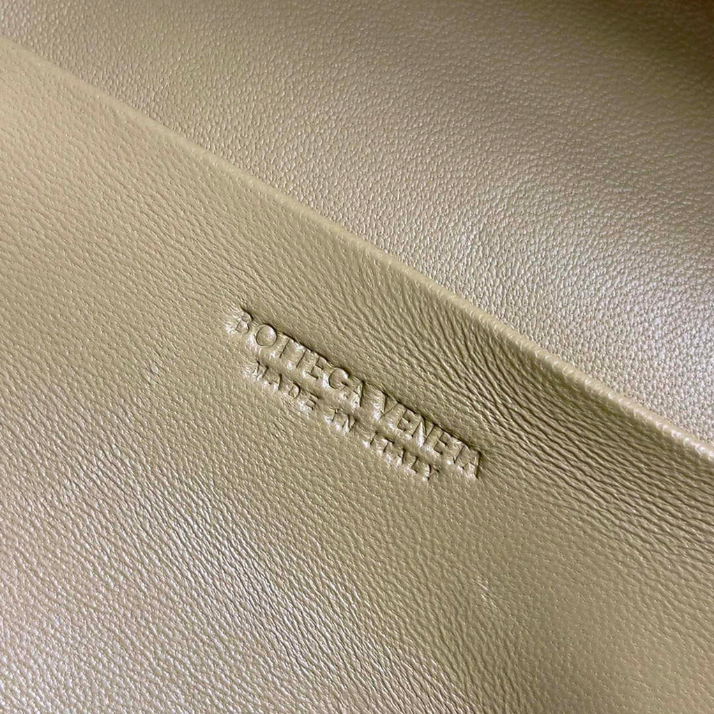 Bottega Veneta BV 789109V3IV16414 Bang Bang Vanity Case Lemon Yellow