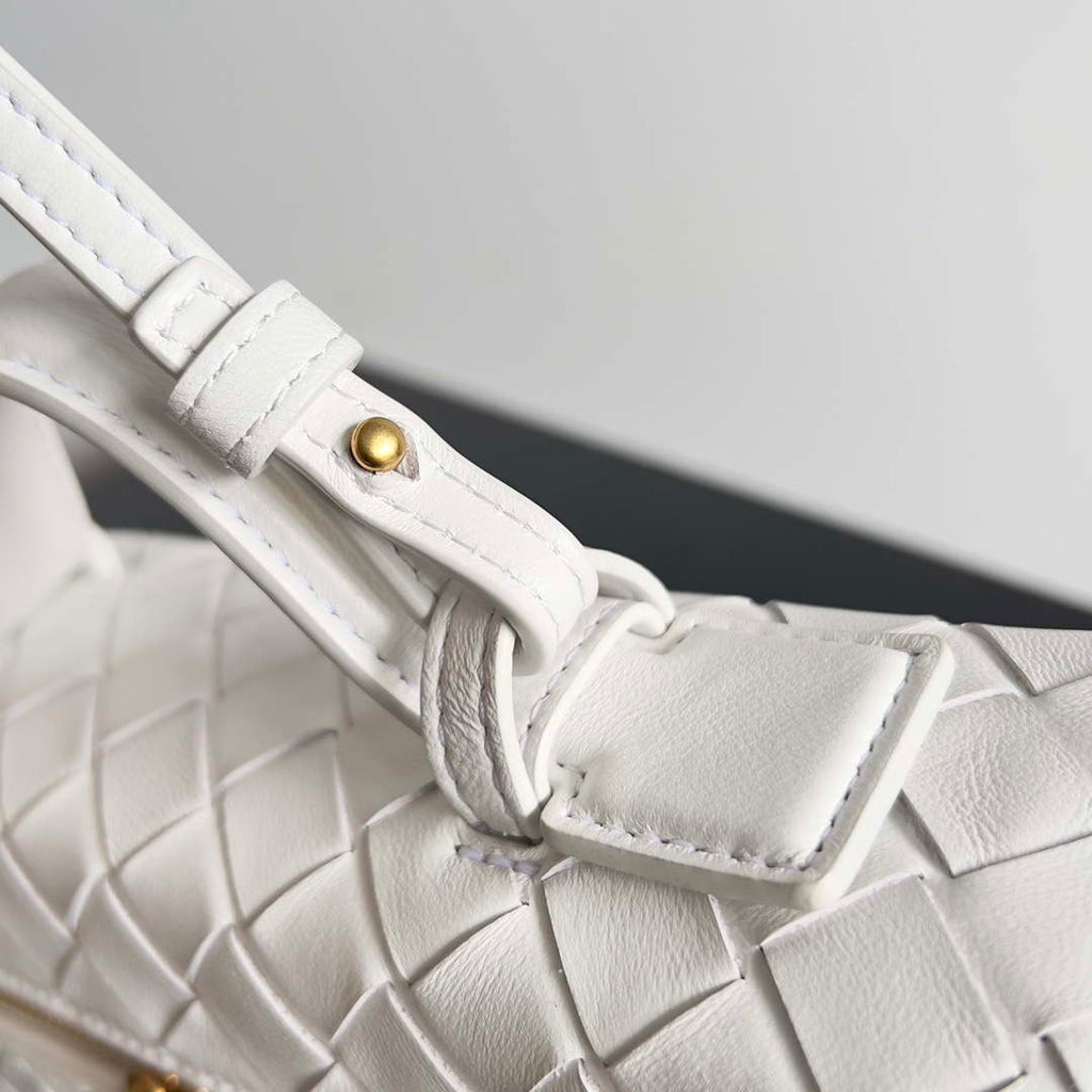 Bottega Veneta BV 789109V3IV16414 Bang Bang Vanity Case White