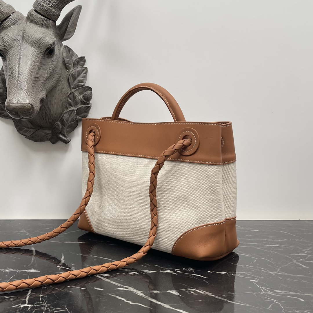 Bottega Veneta BV 791594V42E19802 Small Andiamo Natural  light wood