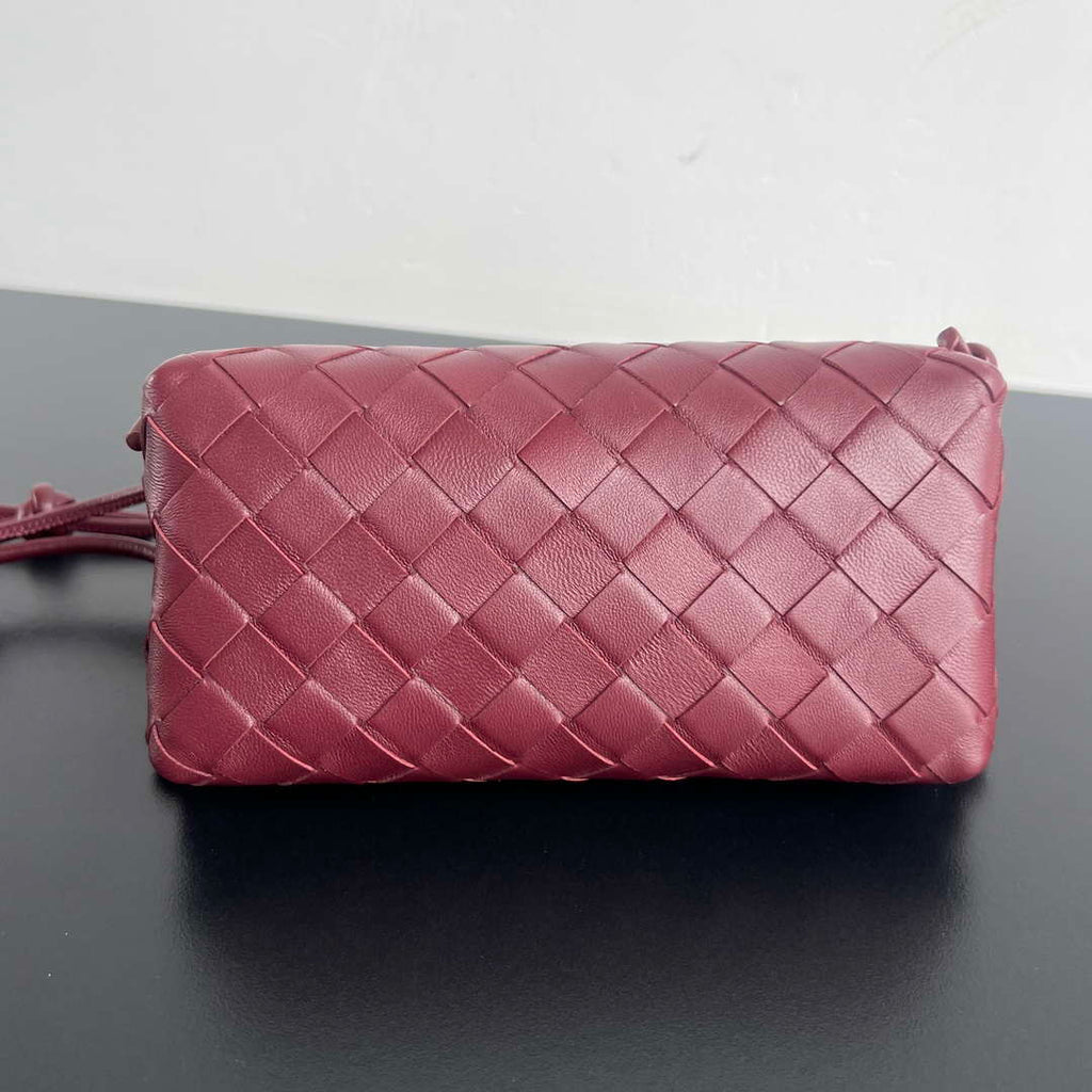 Bottega Veneta BV 794258VCPP18425 Concert Pouch BV92045