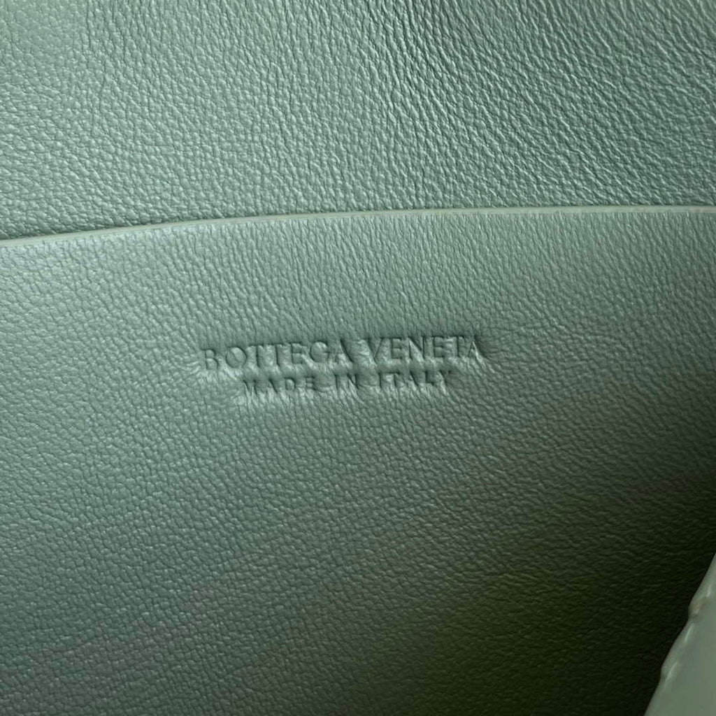Bottega Veneta BV 794258VCPP18425 Concert Pouch BV92049