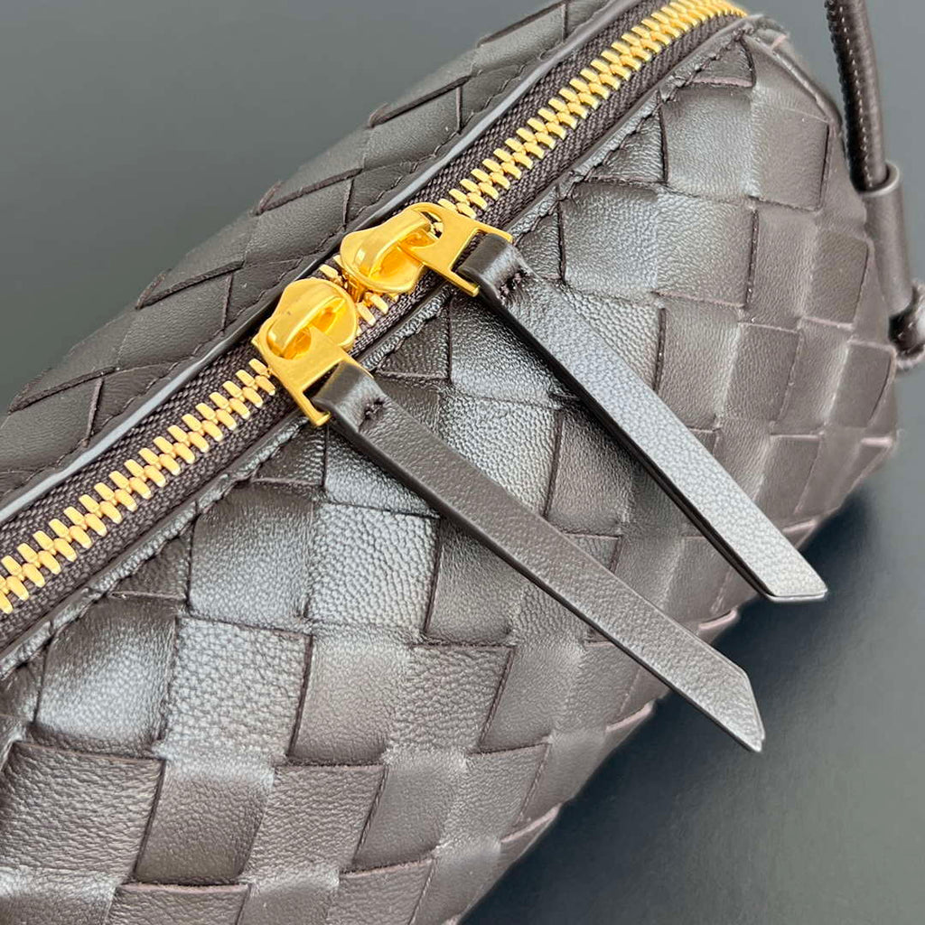 Bottega Veneta BV 794258VCPP18425 Concert Pouch BV92052