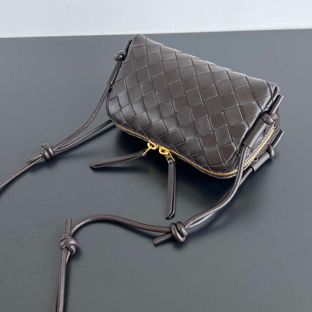 Bottega Veneta BV 794258VCPP18425 Concert Pouch BV92052