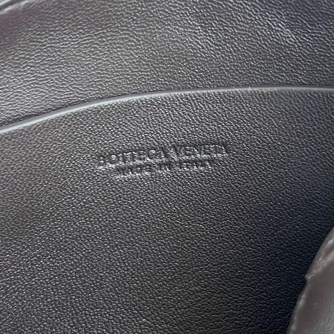 Bottega Veneta BV 794258VCPP18425 Concert Pouch BV92052