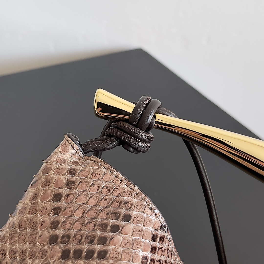 Bottega Veneta BV 794920 Baby Sardine Cross-body bag Python fondant leather