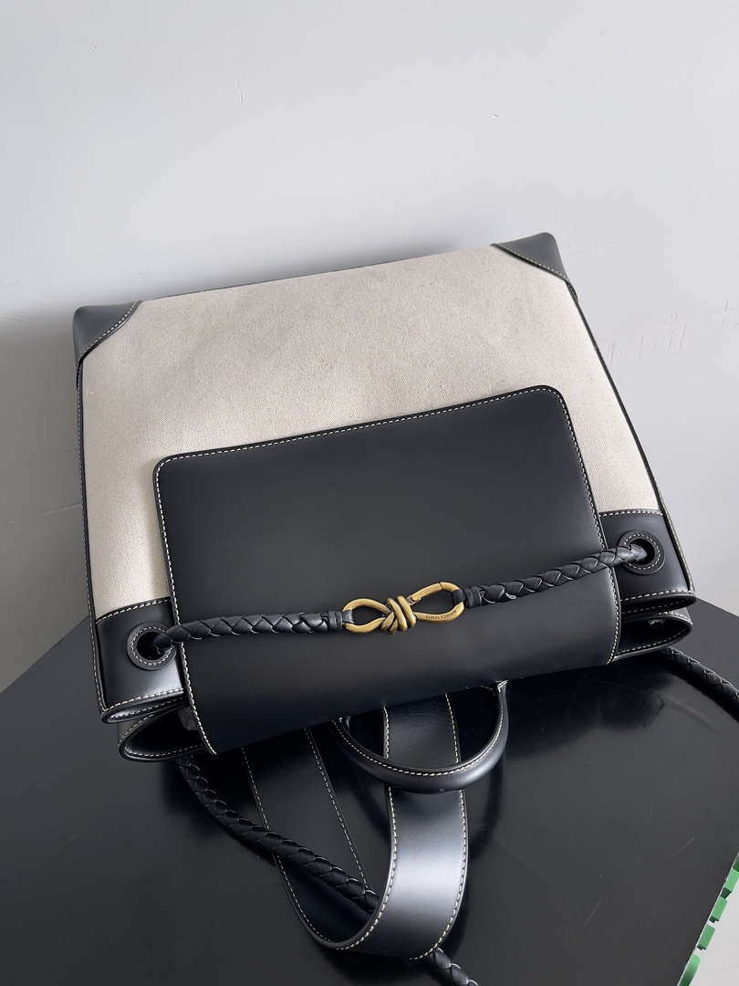 Bottega Veneta BV 796417 Large Andiamo Backpack Black& Beige Gold
