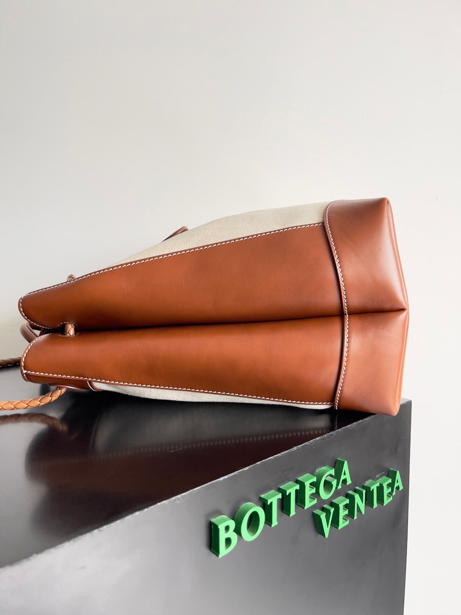 Bottega Veneta BV 796417 Large Andiamo Backpack Brown & Beige