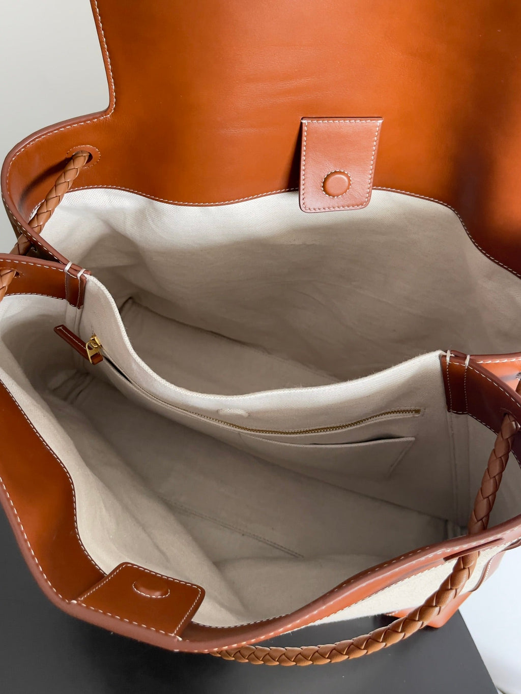 Bottega Veneta BV 796417 Large Andiamo Backpack Brown & Beige
