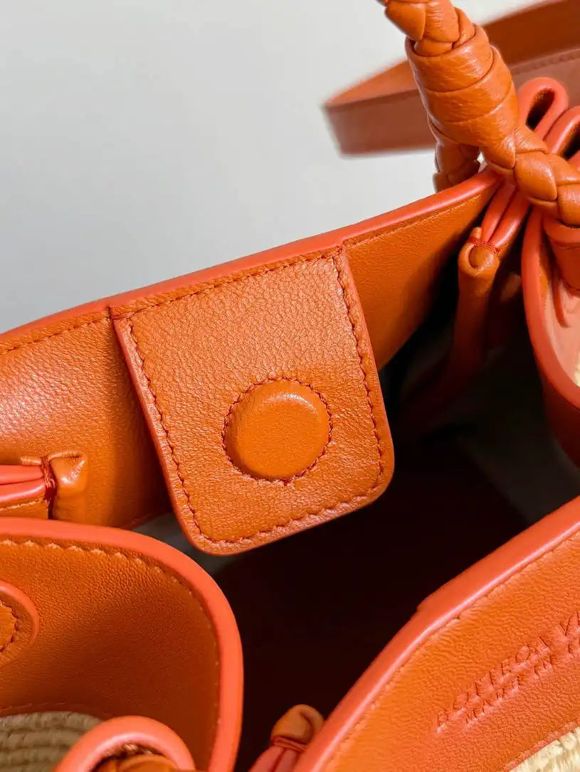 Bottega Veneta BV 796569 Small Andiamo Parachute 827475 Raffia Nature orange