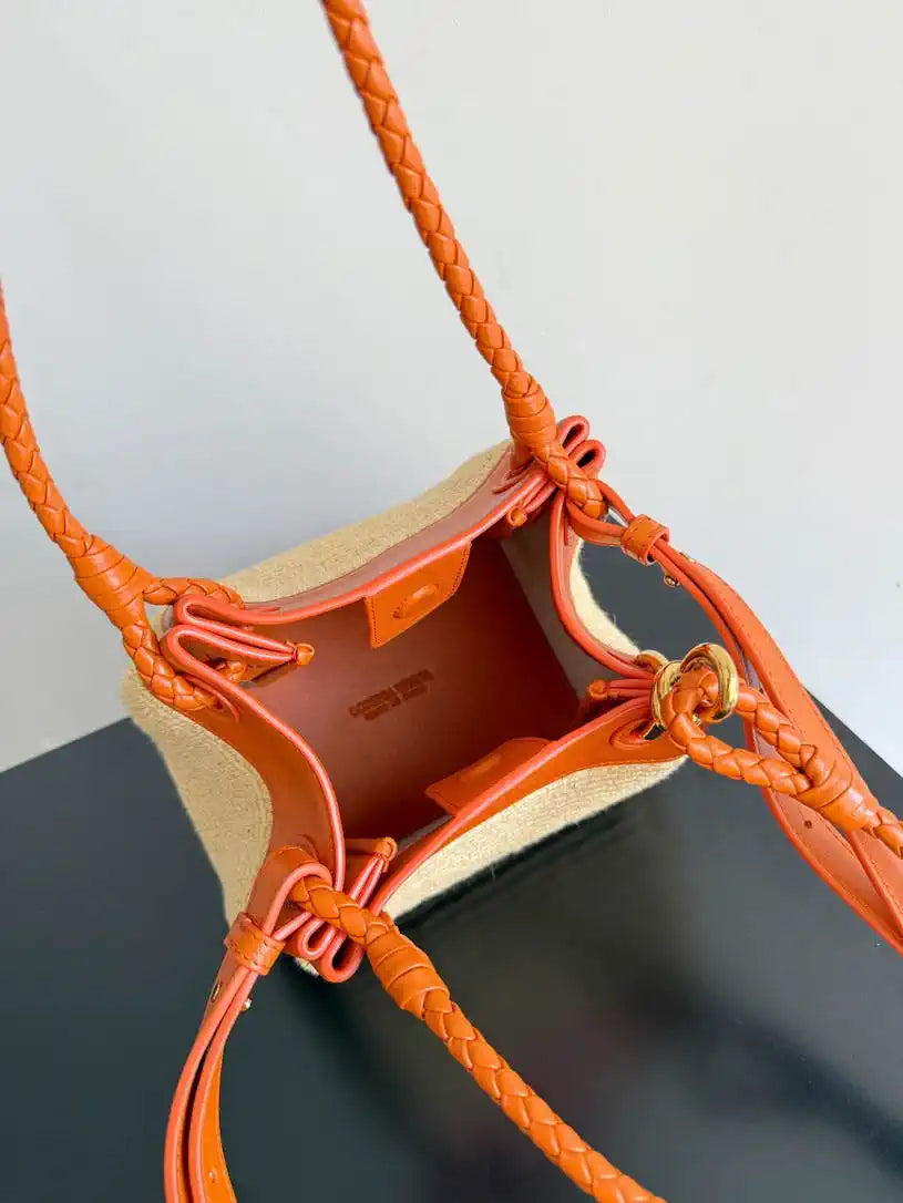 Bottega Veneta BV 796569 Small Andiamo Parachute 827475 Raffia Nature orange